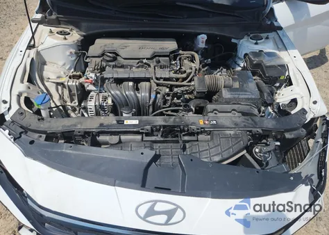 2024 Hyundai Elantra Sel z USA, uszkodzony, nr VIN KMHLS4DG7RU700606